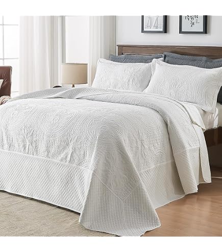 Sophia & William Velvet King Bedspread Set – 3D Air Layer Coverlet & Pillow Shams, Burgundy - View #10