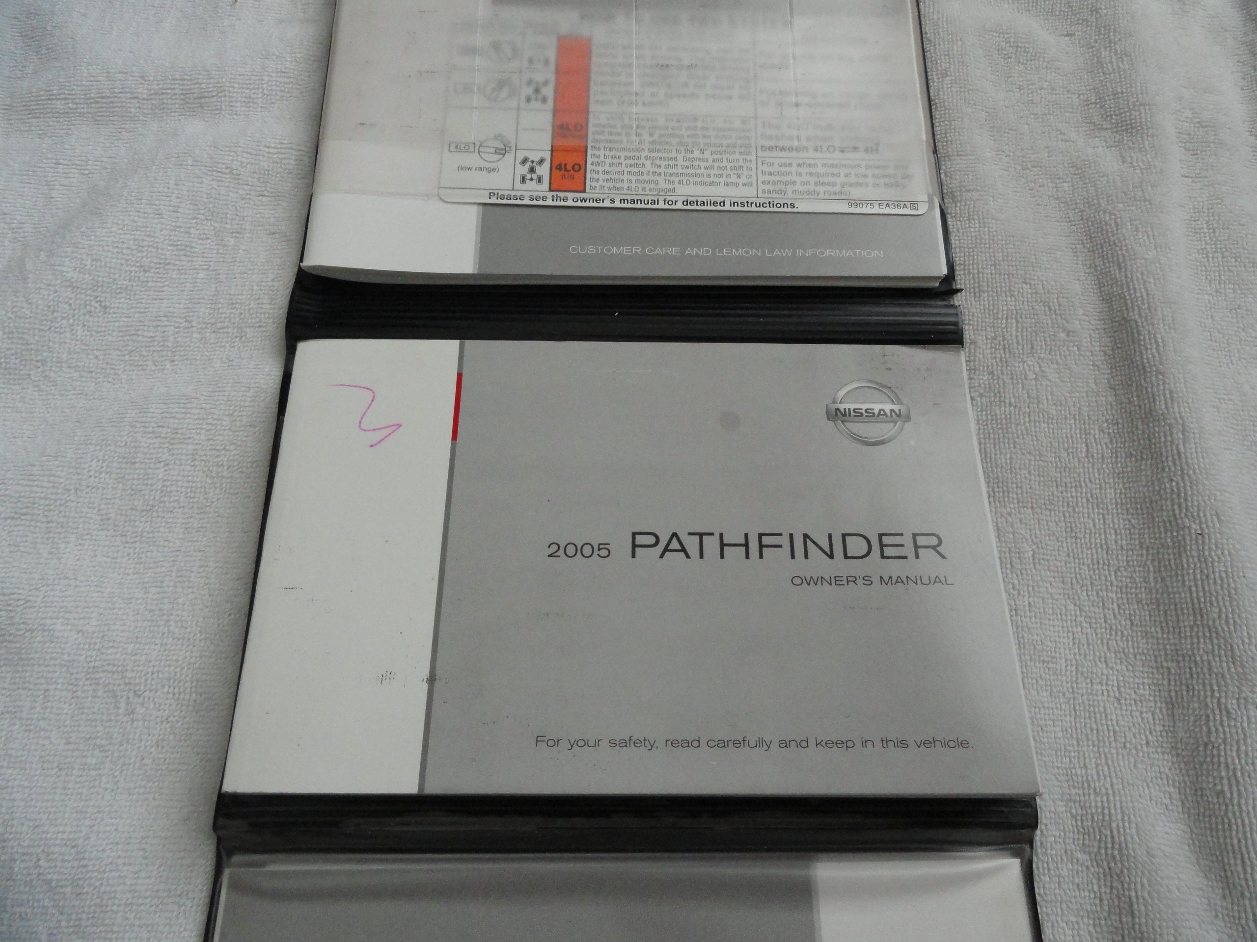 2005 Nissan Pathfinder Owners Manual Paperback – 2005