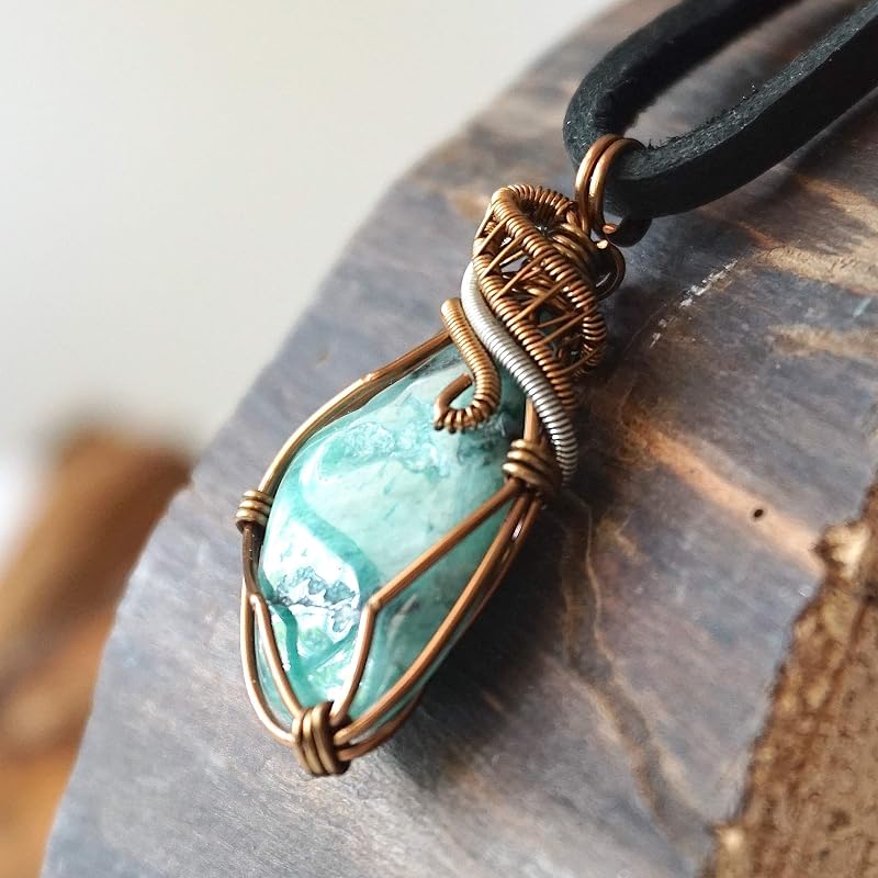 Mens Genuine Emerald Raw Natural Crystal