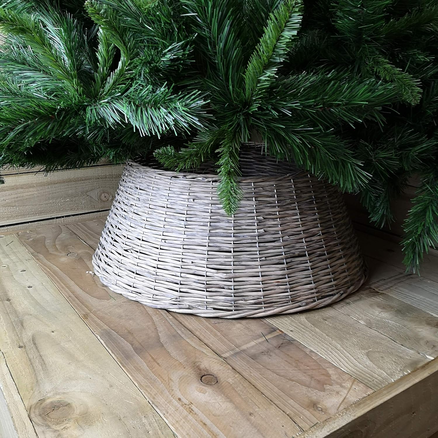 Snow White 70CM X 28CM Willow Wicker Tree Skirt In Grey Wash Colour