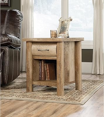 Amazon Com Sauder Boone Mountain End Table In Craftsman Oak Kitchen Dining