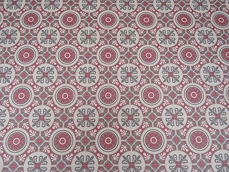 PVC Bodenbelag im Retromuster (6,95€/m²), kleines Muster: Amazon.de