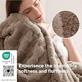 Bedsure Fleece Throw Blanket Soft Checkered 130x170 cm Brown view 4