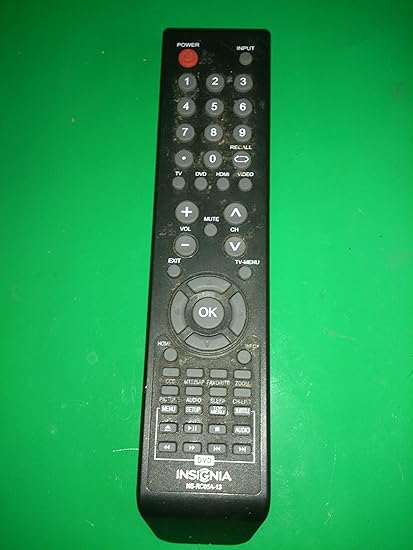 Amazon Com Insignia Lcd Tv Dvd Combo Remote Control Ns Rc05a 13 Home Audio Theater