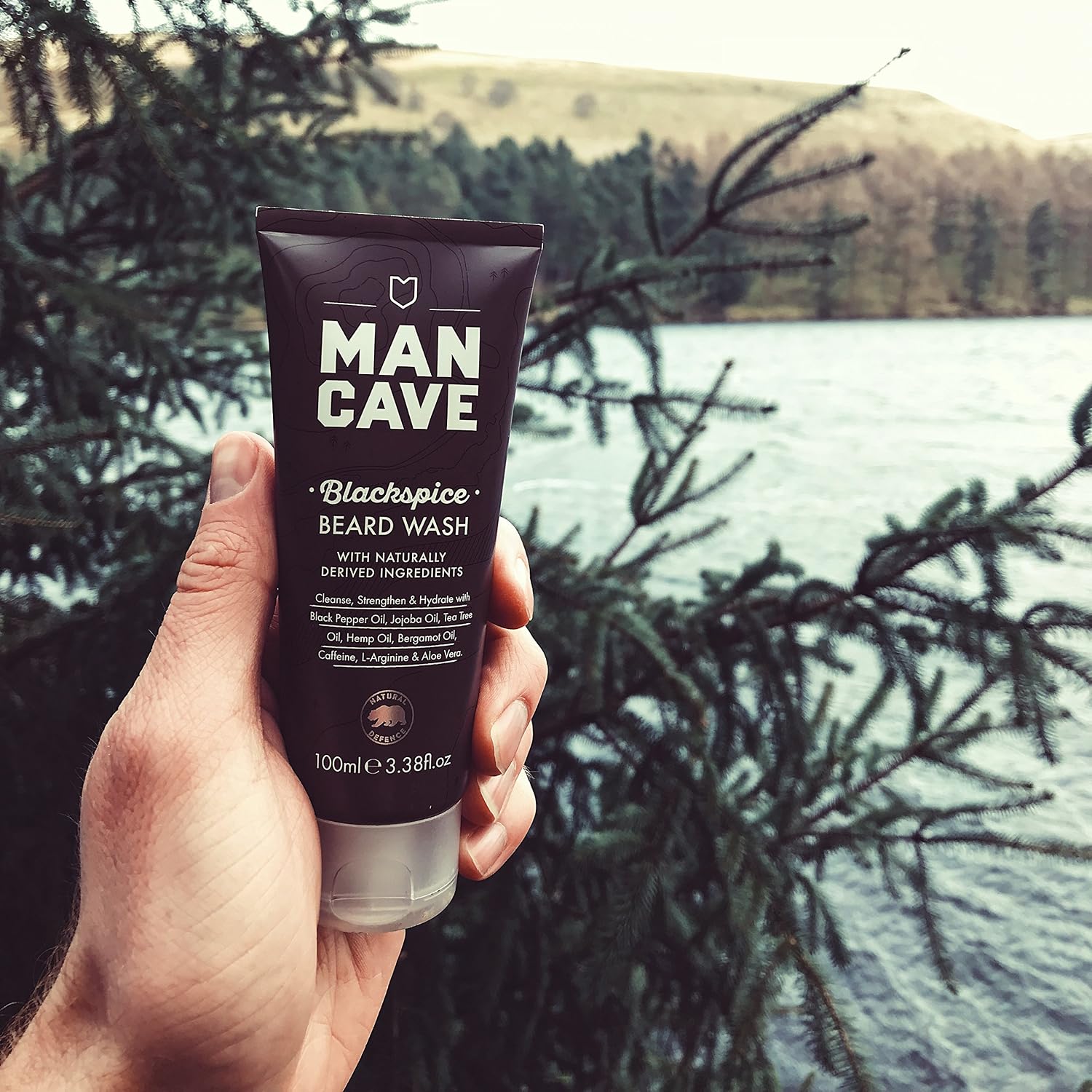 ManCave Blackspice Beard Wash, Refreshes and Cleanses Beard and Underneath Skin, With Jojoba Oil and Hemp Oil - Image 3
