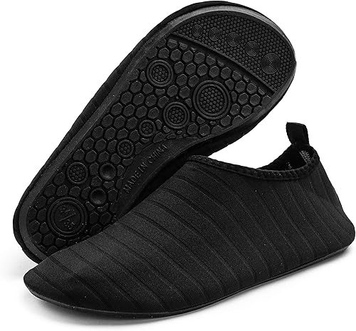 boys pool shoes