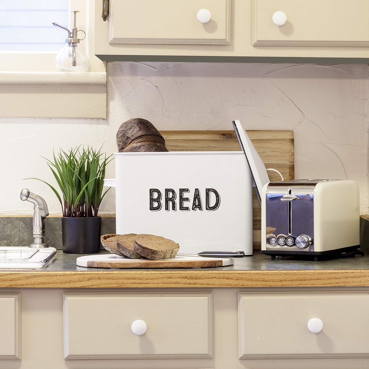 Aesthetic Farmhouse Bread Box For Kitchen Countertop - Extra Large Breadbox Holds 2+ Loaves Of Bread - Perfect Metal Storage Tin To Keep Your Bread, Bagels, Rolls And Buns Fresh For A Long Time: Kitchen & Dining