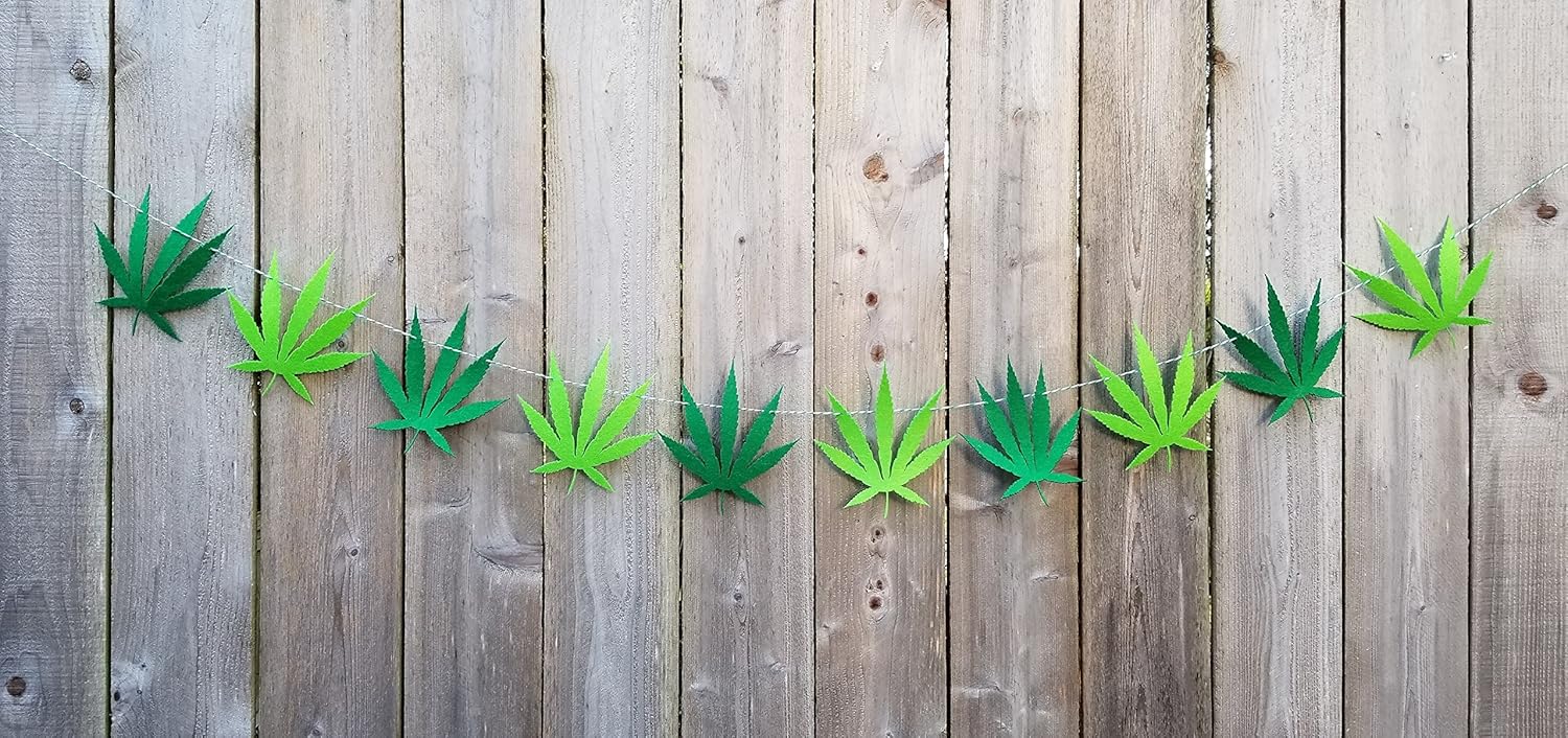24pcs Weed Cupcake Toppers Trendsetter Party Hipsters Picks High