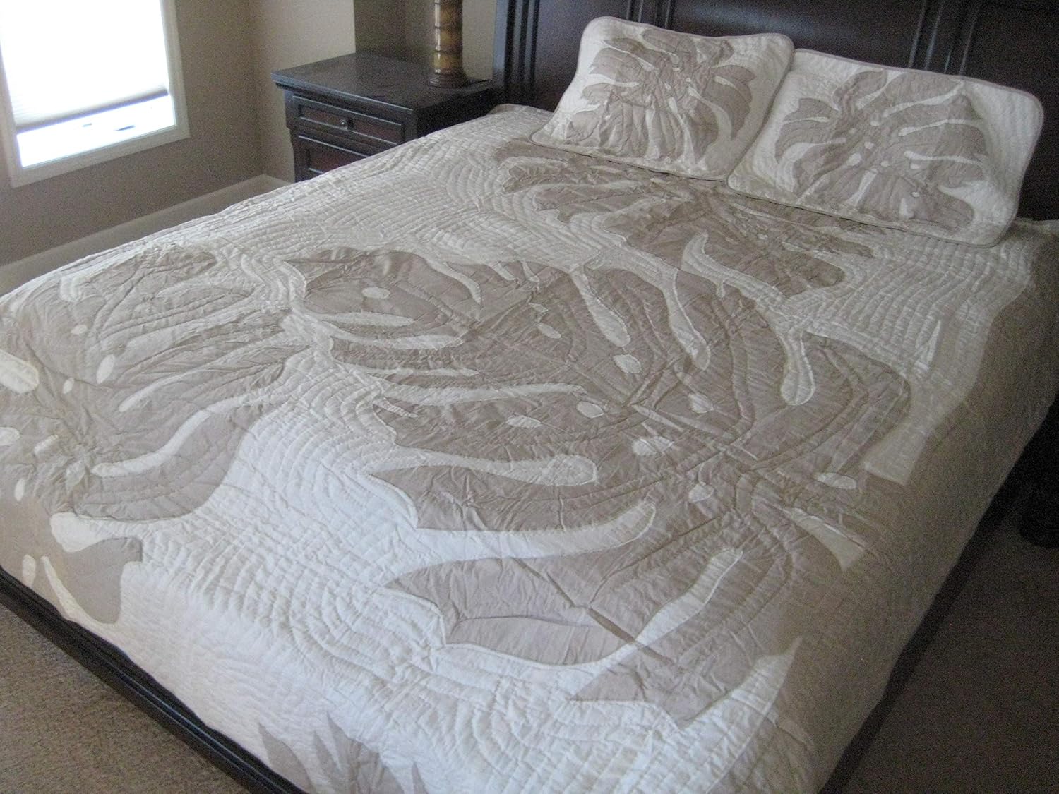Kauhale Living King Size 112 x 106 Hawaiian Quilt Comforter