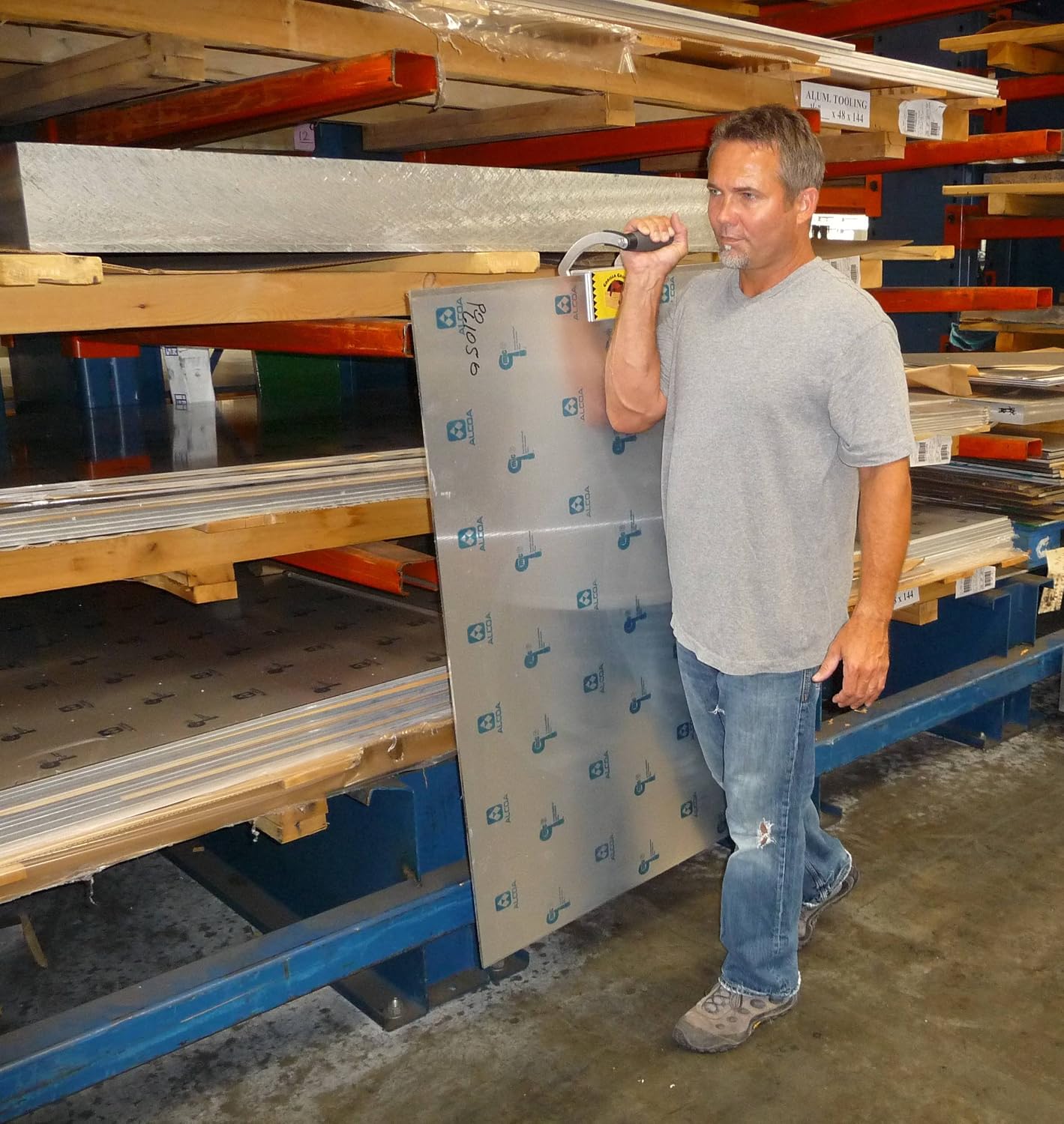 Roughneck Gorilla ROU32600 Gorilla Gripper, General Purpose for all types of boards/sheet metal - Image 5