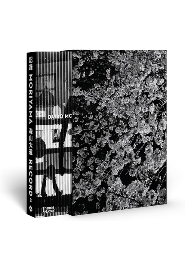 Amazon.com: Daido Moriyama: The World through My Eyes