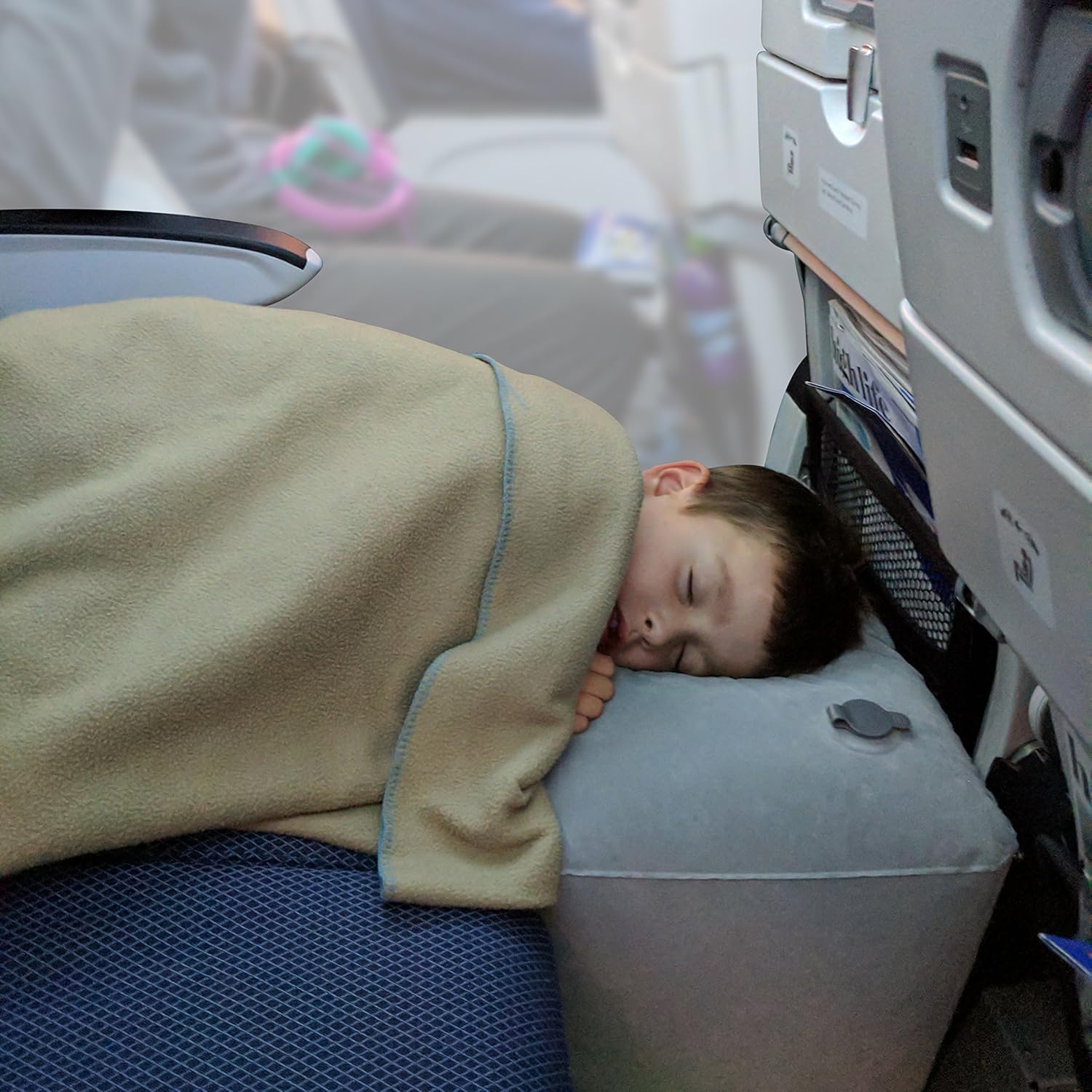 Amazon Com Inflatable Travel Pillow Bed Leg Rest For Kids To Lie