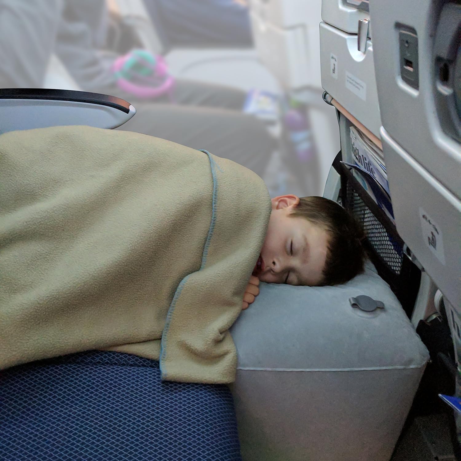 Inflatable Travel Pillow Bed/Leg Rest 