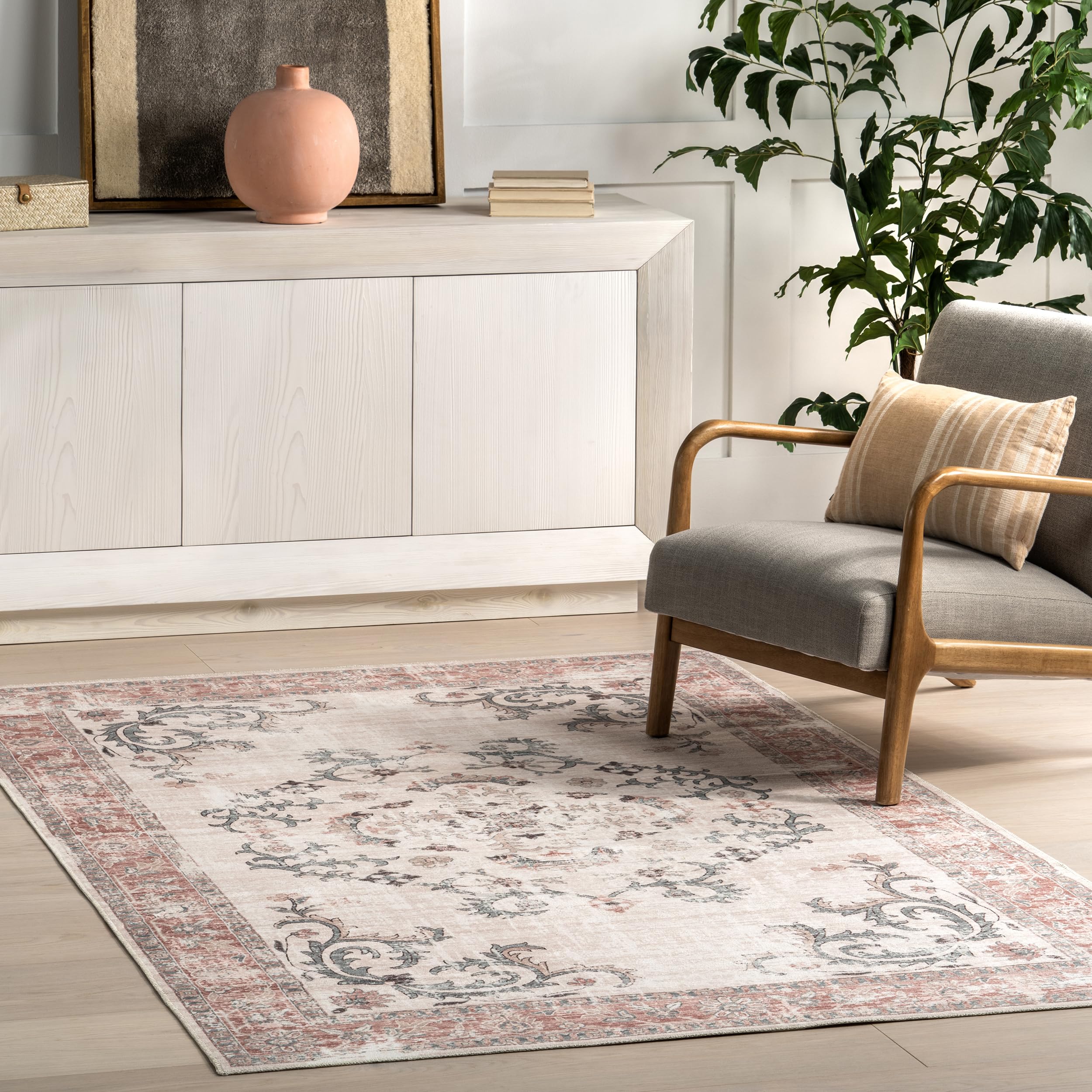 nuLOOM Layna Machine Washable Distressed Vintage Ultra Thin Area Rug, 4' x 6', Light Grey