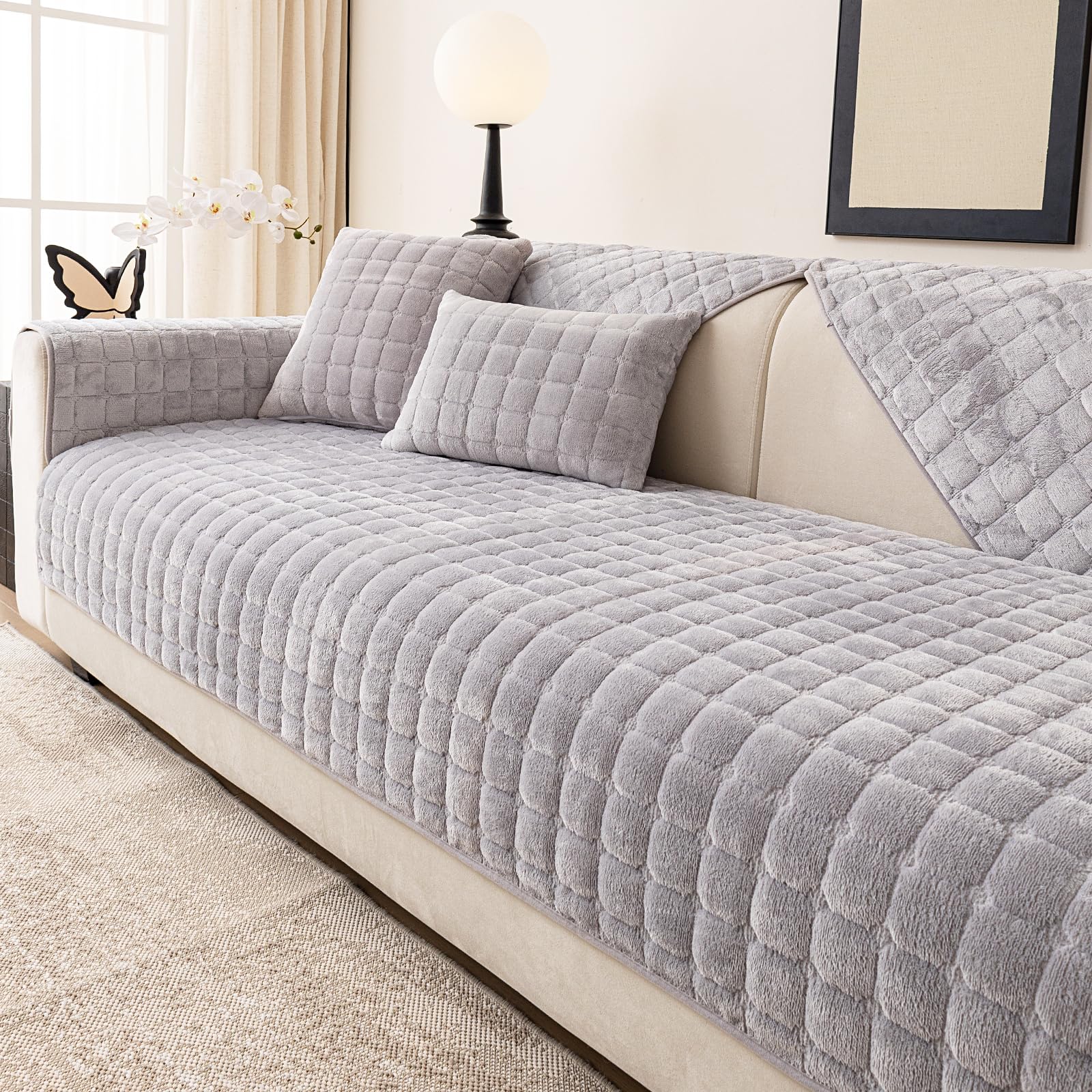 Photo 1 of ***SIMILAR***

tianxinbaobei Velvet Couch Cover,Faux Fur Couch Cover,Washable Plush Couch Cover,Anti Silp Plush Sofa Cover,Furniture Protector for Pets(Light Grey,36"x70"/3-Seater Sofa Cover)