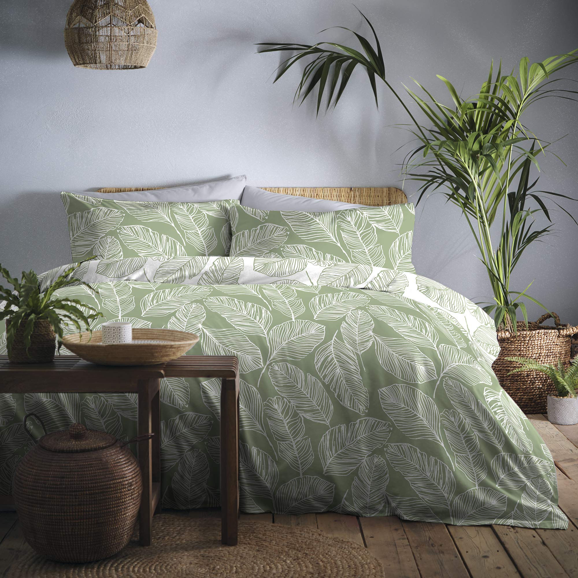 Fusion Matteo Green Leaf Duvet Cover Set – Super King Size 260x220cm – Reversible Botanical Design in White & Sage – Easy Care Bedding with 2 Pillowcases — image 1