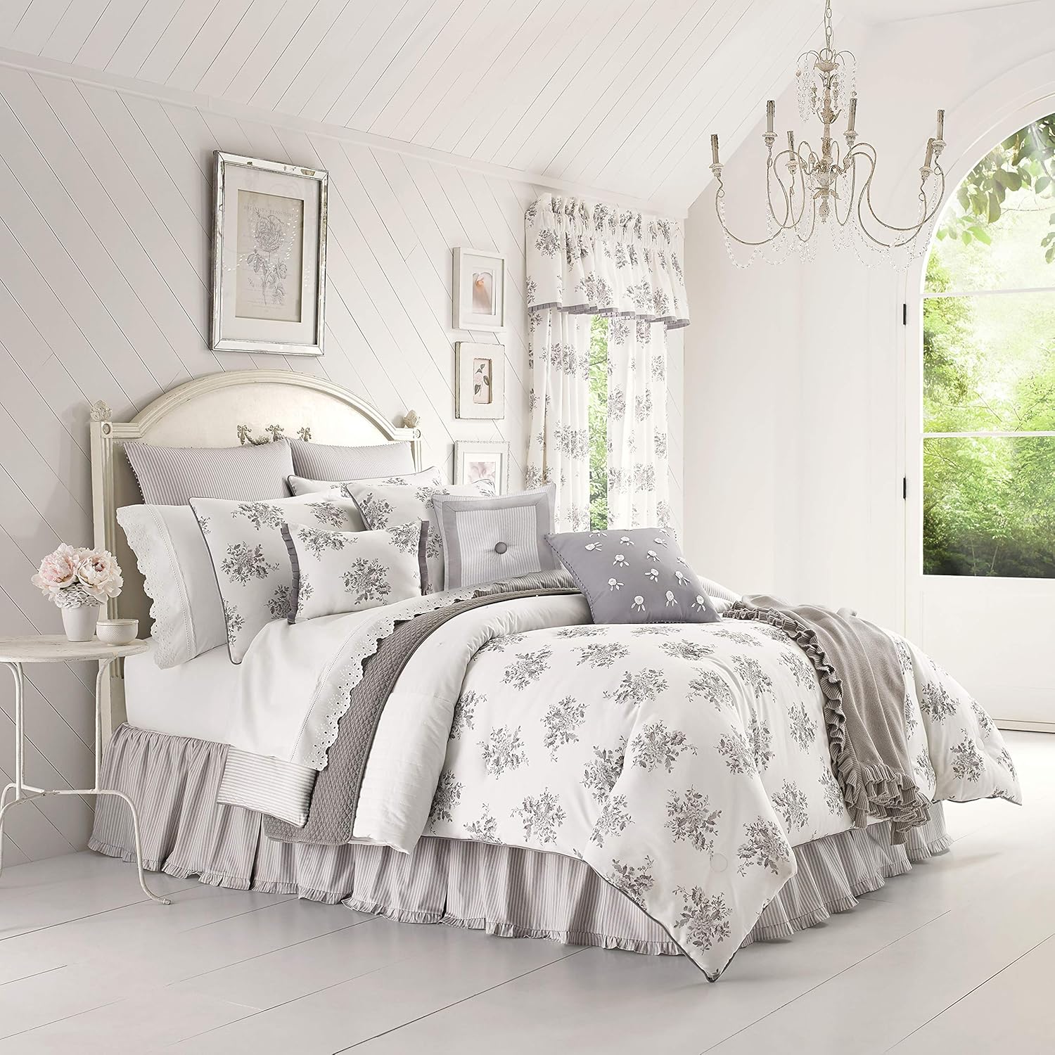 Five Queens Court Shannon 100 Cotton Floral 4 Piece Comforter Set, Grey, Queen