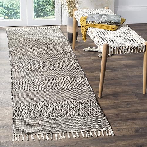 Safavieh Montauk Collection MTK330B Handmade Tassel Cotton Runner, 2'3" x 12' , Ivory / Navy