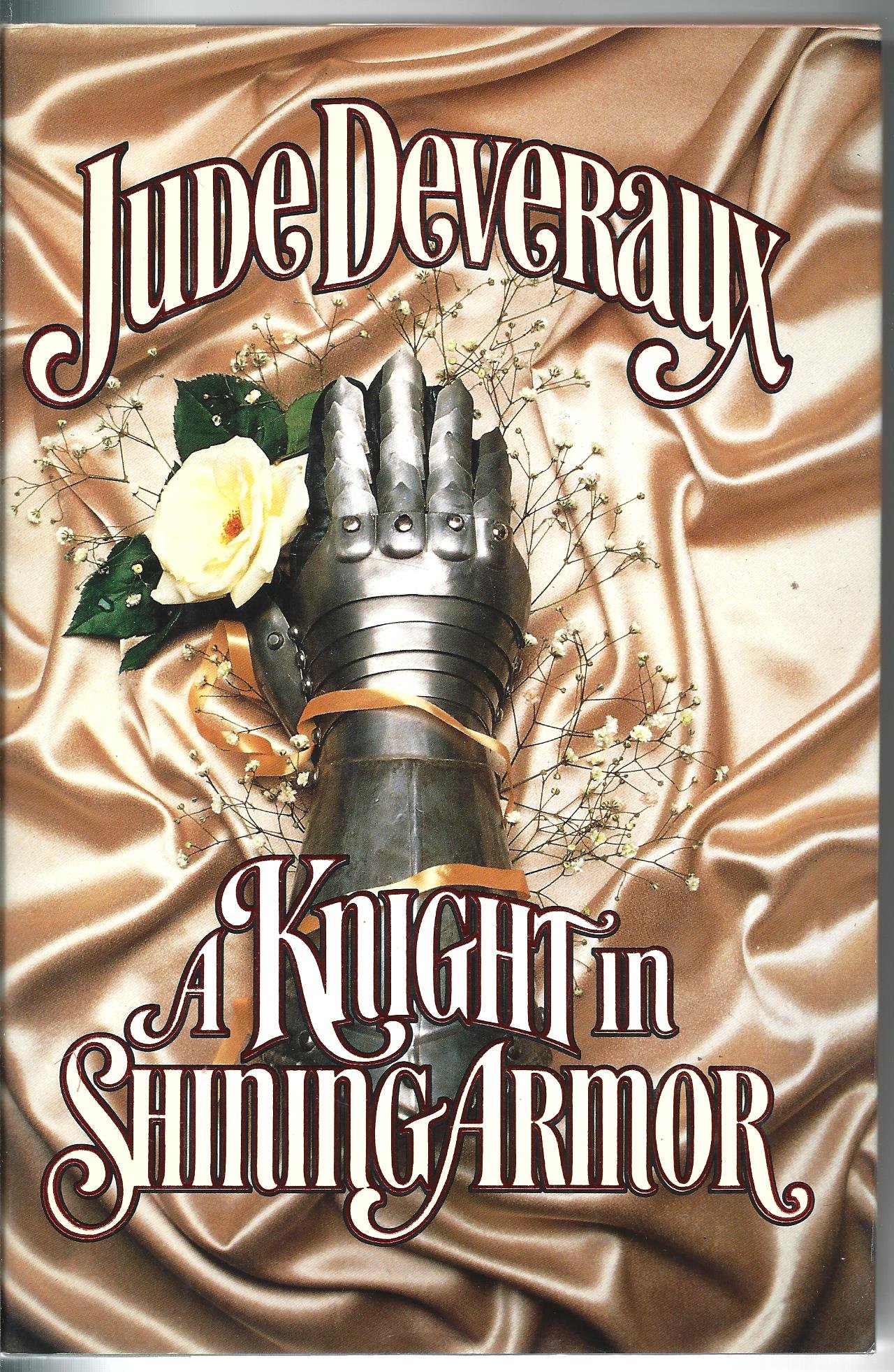 A Knight In Shining Armor Jude Deveraux 9780671678579 Amazon Com Books