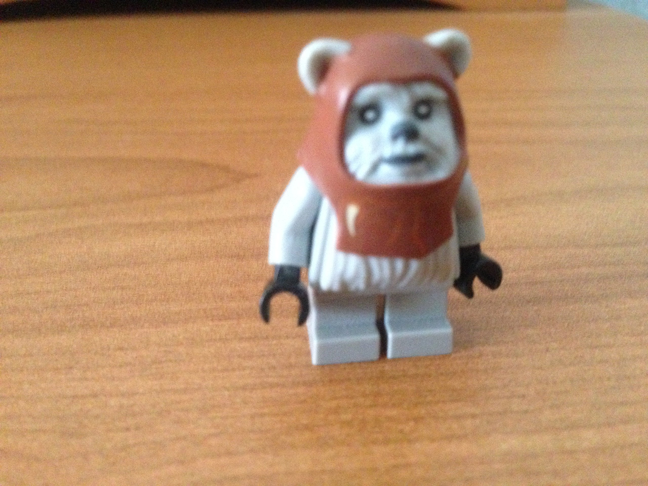 LEGO Star Wars: Chief Chirpa Ewok ( of the Jedi) Minifigure