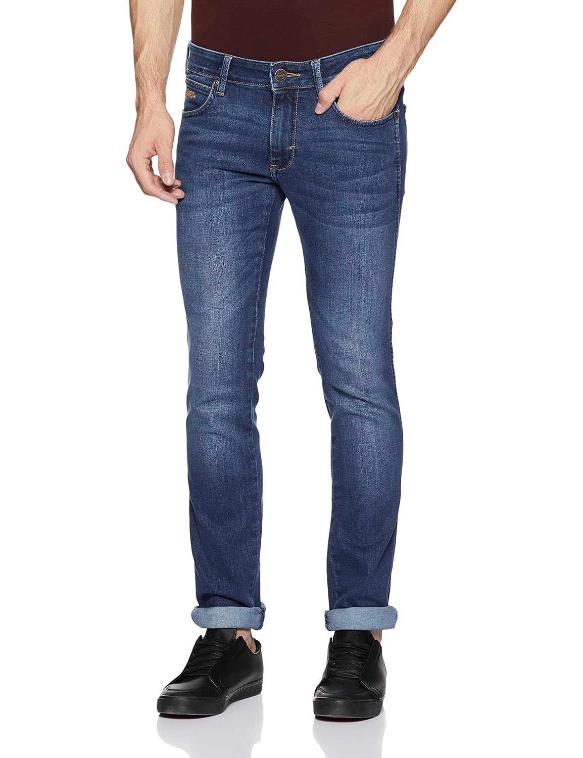 wrangler men's slim fit jeans