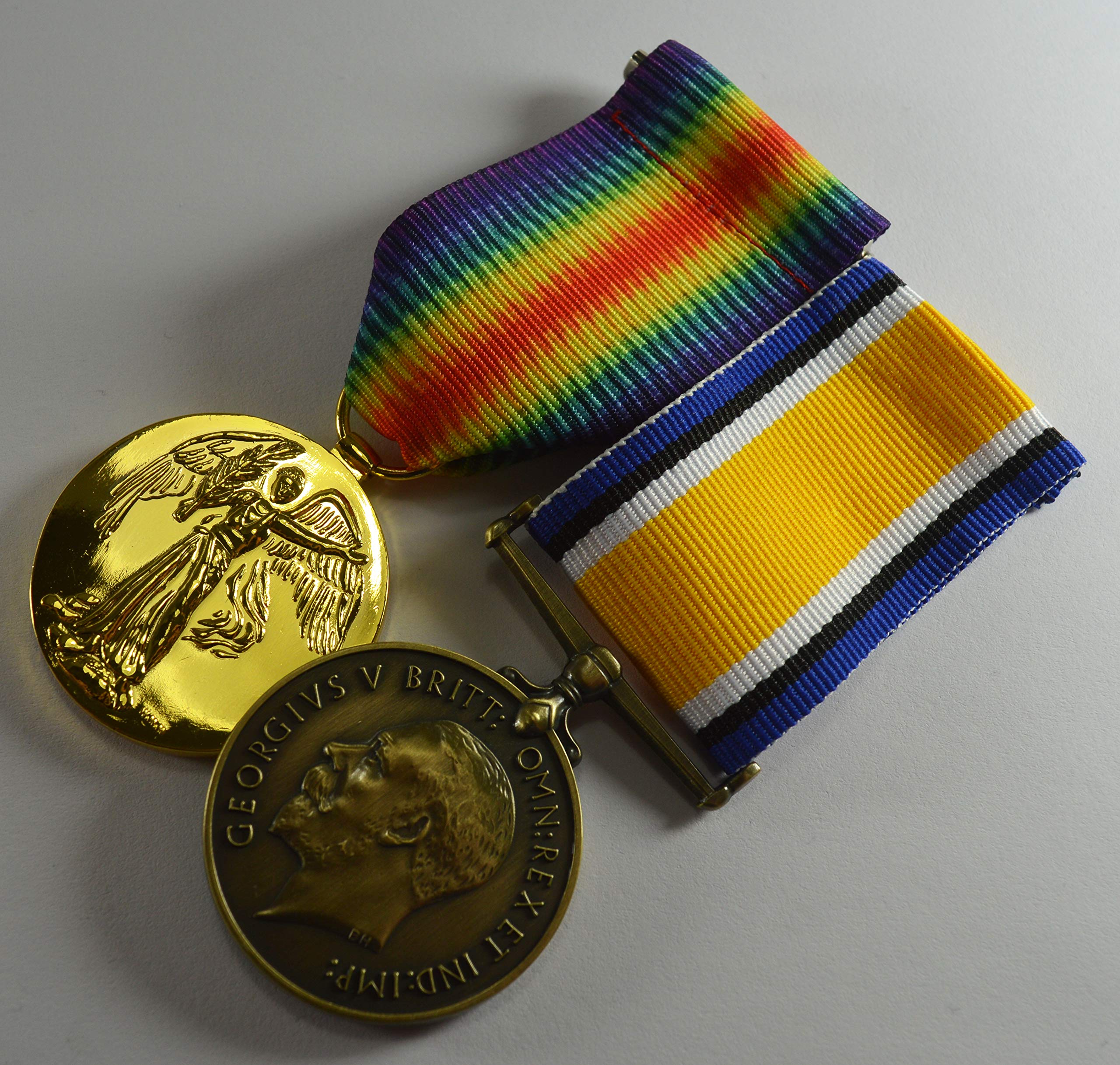 The Commemorative Coin Company Pair of Full Size Replica WW1 Service Medals. Great War for Victory, Imperial Forces. Bronze, Gold