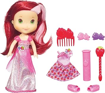 muñeca tarta de fresa amazon