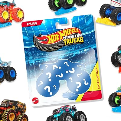 Hot Wheels Monster Trucks Set 1:64 Scale Die-Cast Truck & Crushable Car FYJ44
