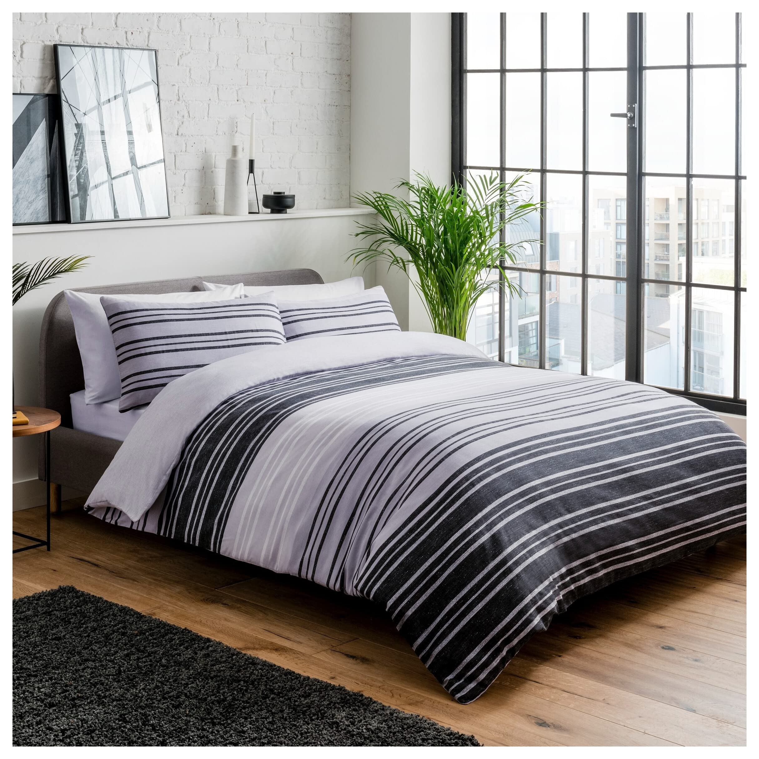 Sleepdown Duvet Cover Set - Black Grey - Textured Stripe - Reversible Quilt Cover Easy Care Bed Linen Soft Cosy Bedding Sets with Pillowcases - King (230 cm x 220 cm)