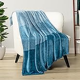 PAVILIA Blue Ombre Fleece Throw Blanket for Couch, Soft Flannel Blanket for Sofa Bed Room, Plush Lightweight Turquoise Light Blue Gradient Blanket, Cozy Microfiber Decorative Gift Throw, 50x60