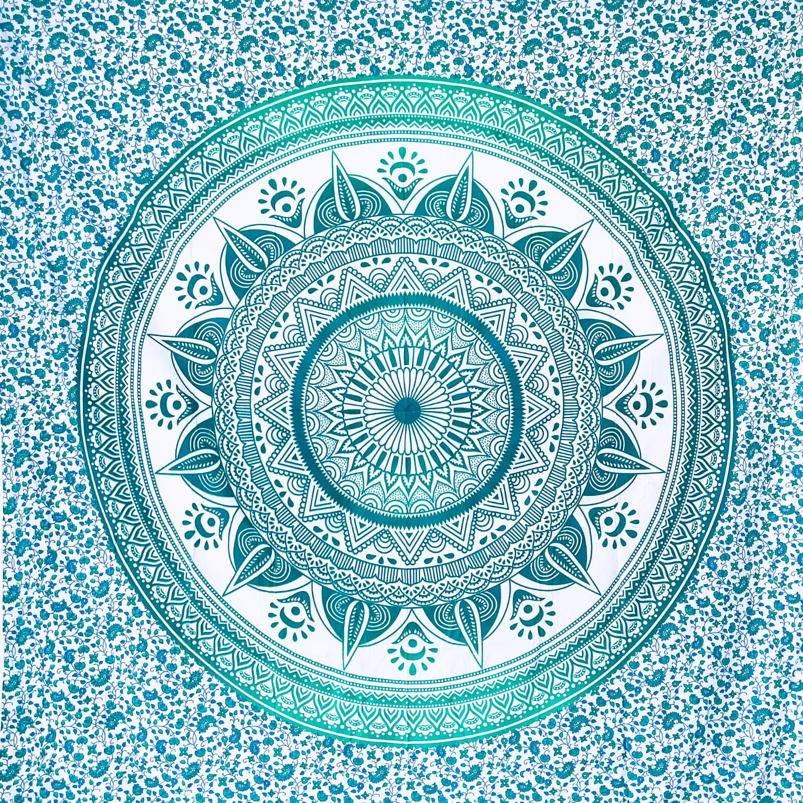 MOMOMUS Beach Towel in XL and XXL Sizes or Sandproof Beach Blanket - Mandala Design, Lightweight, Compact - Sandless Beach Mat, Extra Large Picnic Blanket for the Beach - Turquoise, 210X230 cm