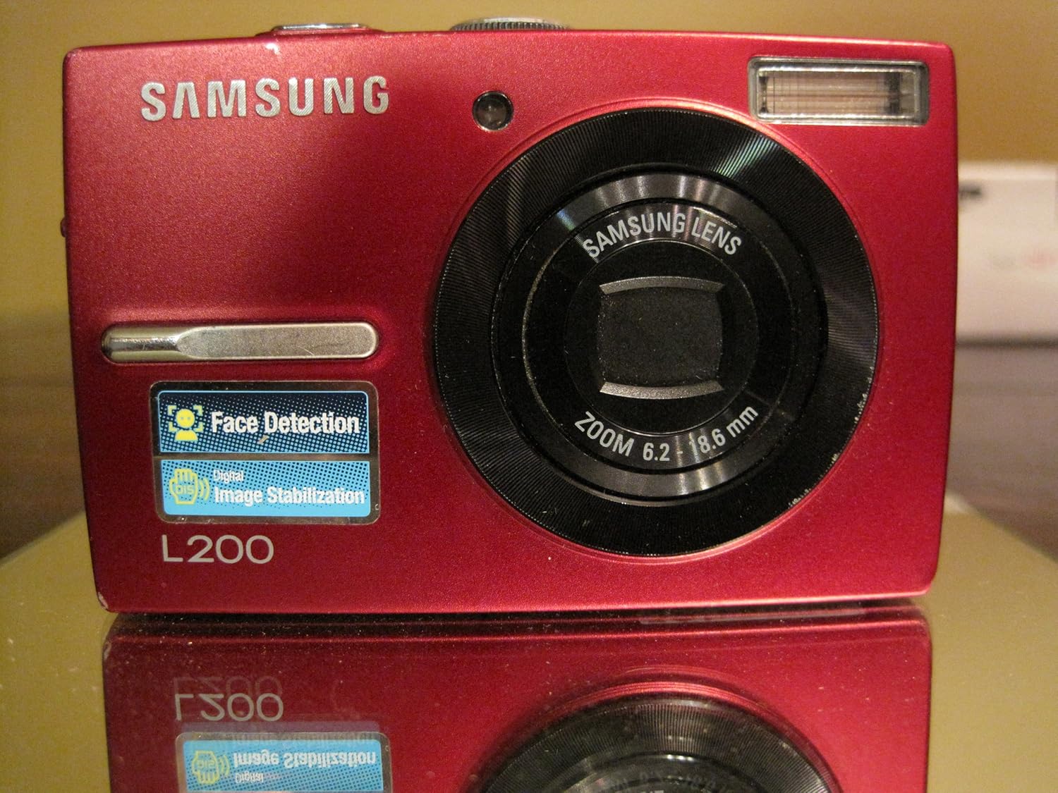 Samsung L200 Digital Camera Amazon.co.uk Camera & Photo