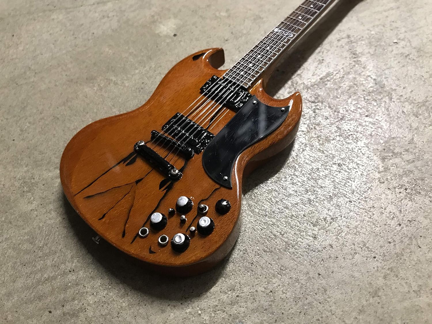 FAN MERCH Frank Zappa - Réplica de Guitarra, diseño de Serpientes: Amazon.es: Hogar
