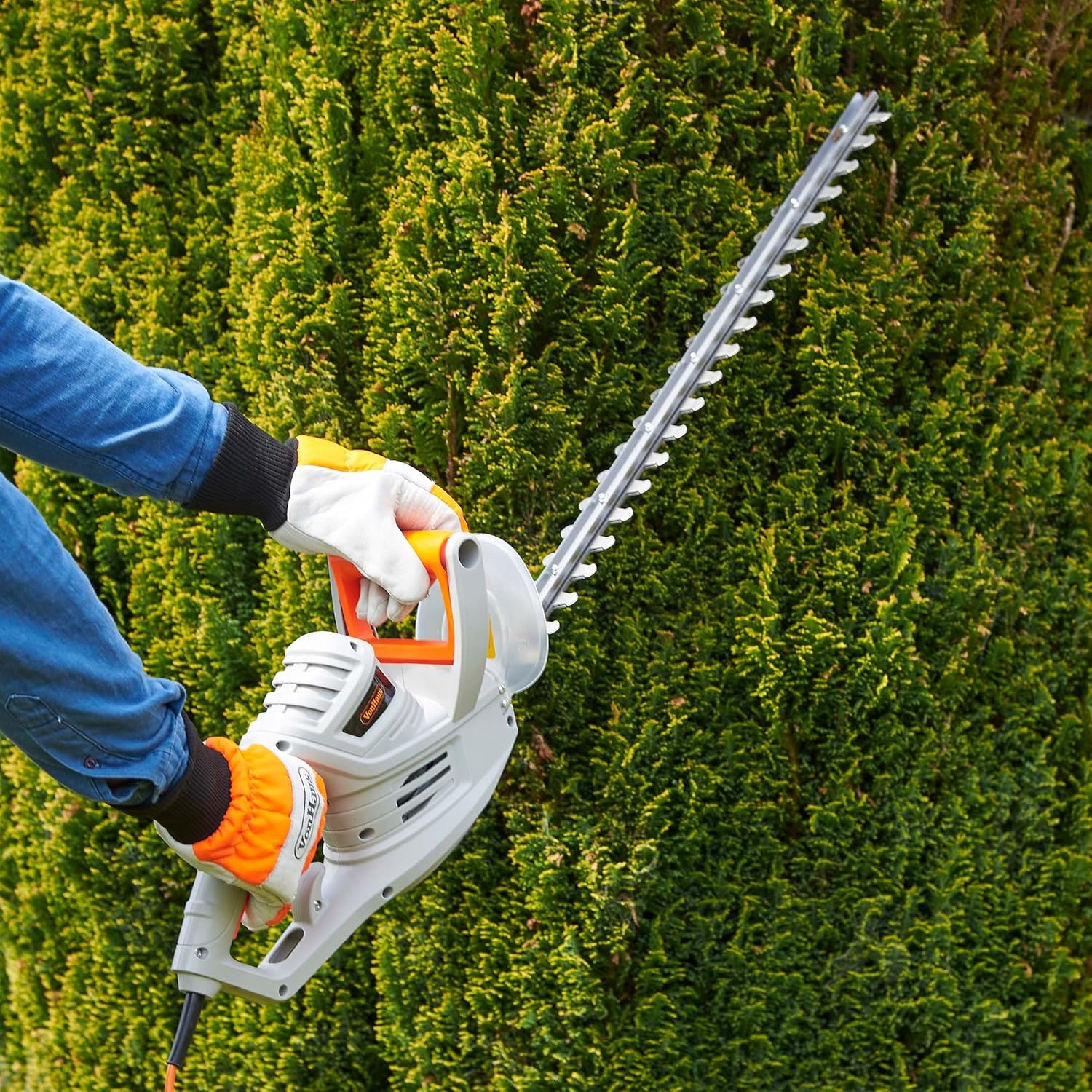 vonhaus 550w electric hedge trimmer