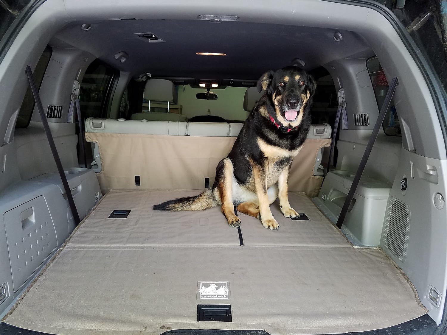 Amazon.com: Canvasback Cargo Liner - 2015-2018 GMC YUKON [WITH 2ND ROW  BENCH SEAT - MANUAL FOLD 3RD] - BROWN: Automotive