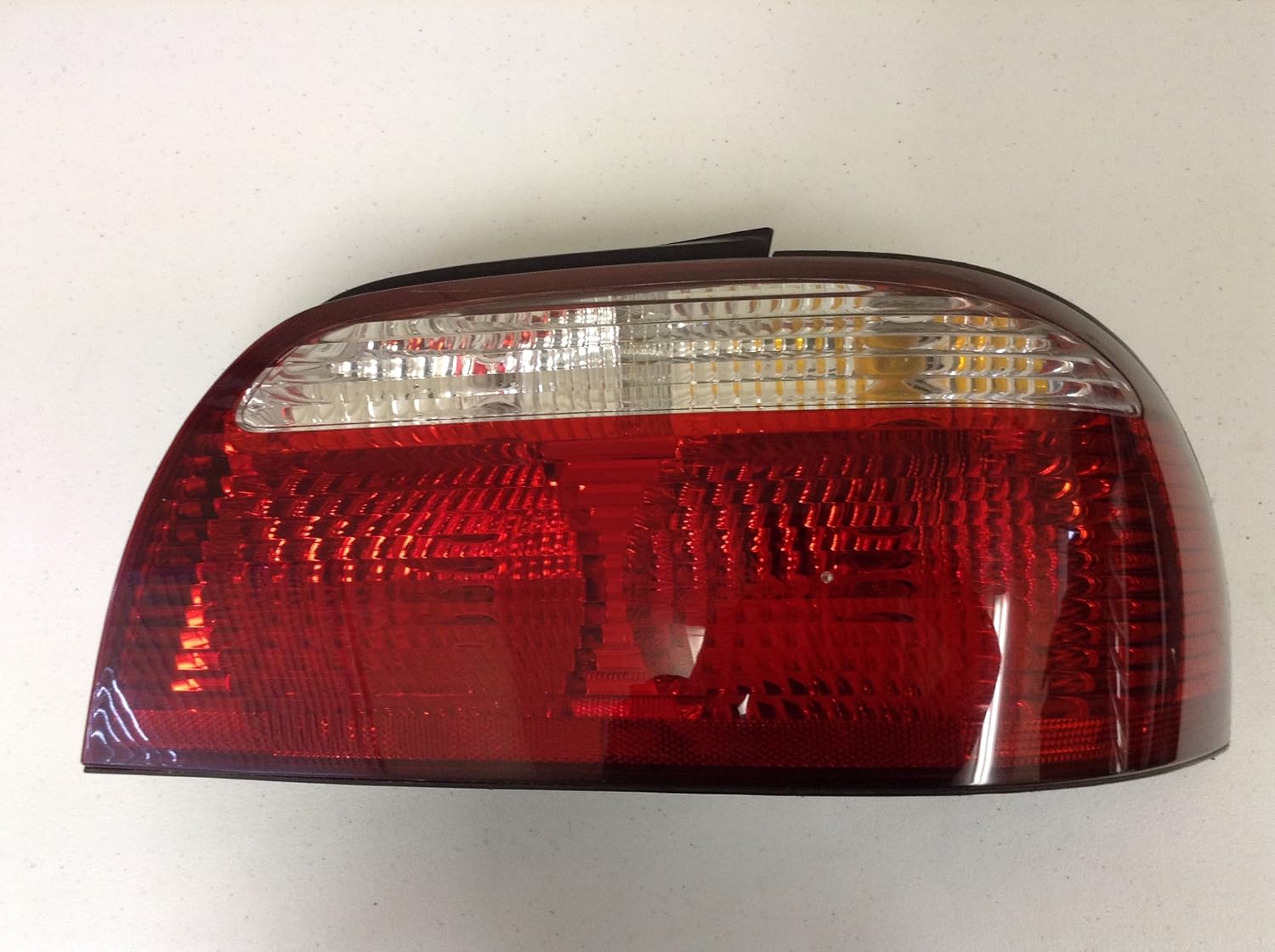 Amazon Com Mazda 626 2000 2002 New Oem Rear Driver Side Combonation Lamp Tail Light Automotive