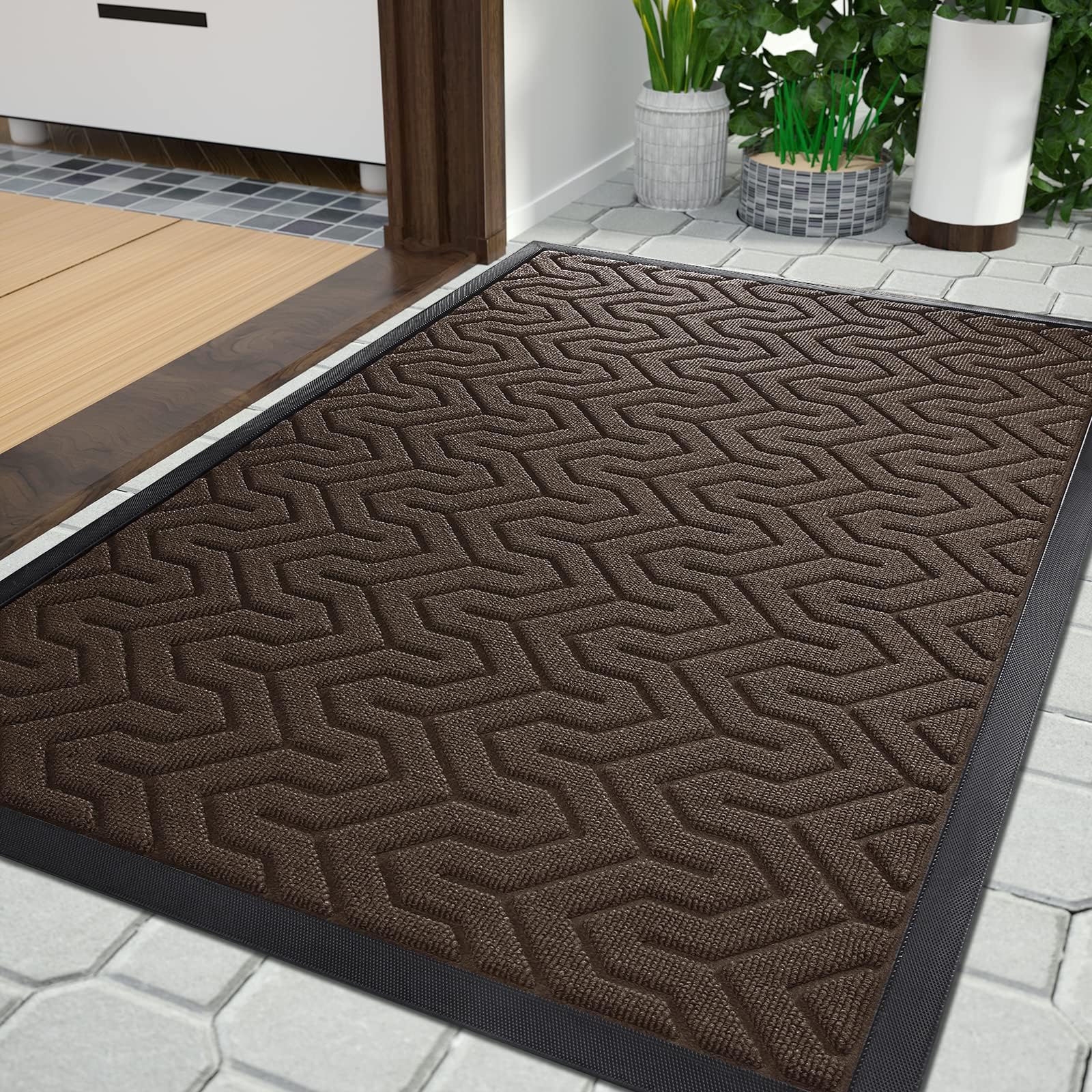 Yimobra Door Mats, Heavy Duty Water Absorbent Mud Resistant Easy Clean Entry Outdoor Mat,Non Slip Backing, Exterior Mats for Outside Patio Porch Farmhouse, 75 x 43 cm, Brown