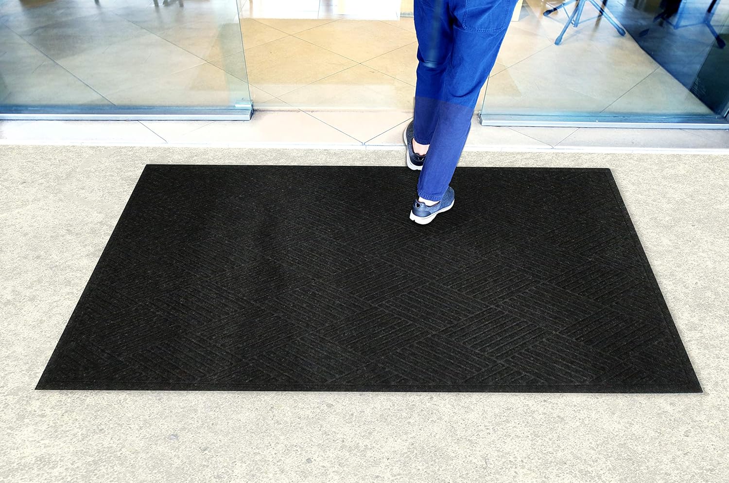 WaterHog Diamond Fashion CommercialGrade Entrance Mat Indoor