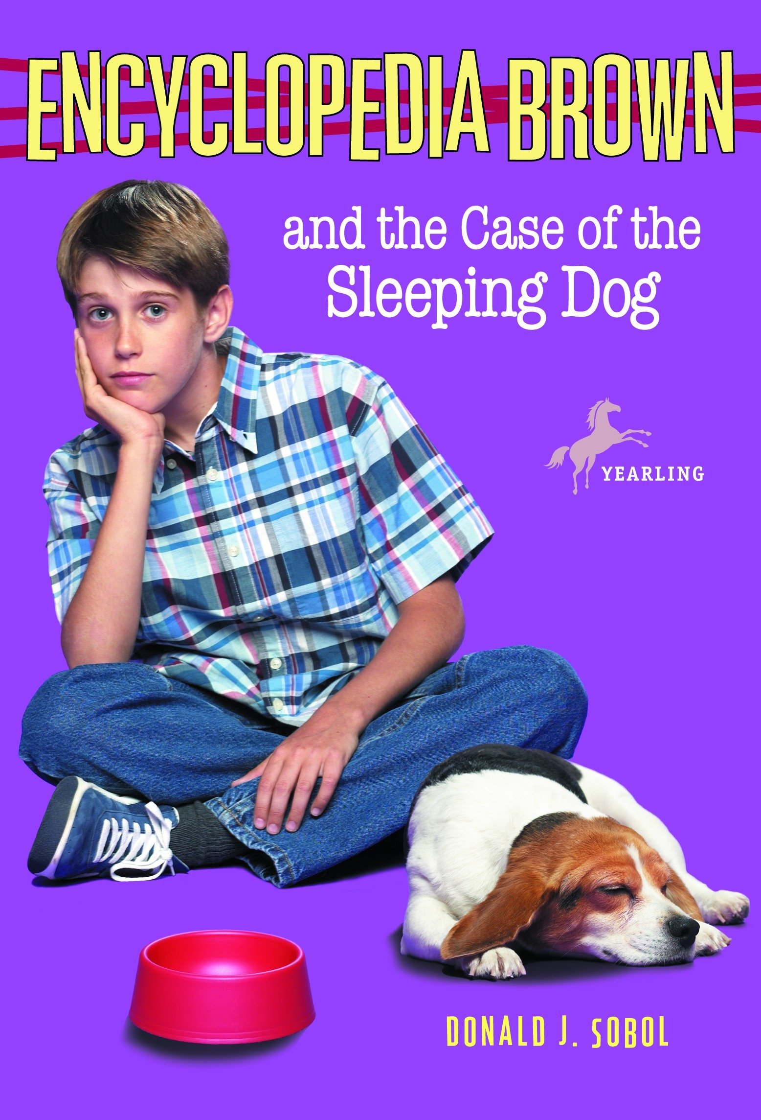 Amazon Com Encyclopedia Brown And The Case Of The Sleeping Dog 9780553485172 Sobol Donald J Chang Warren Books