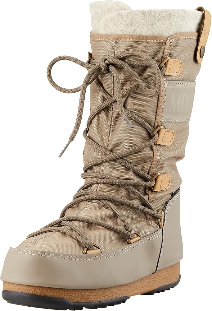 moon boots beige