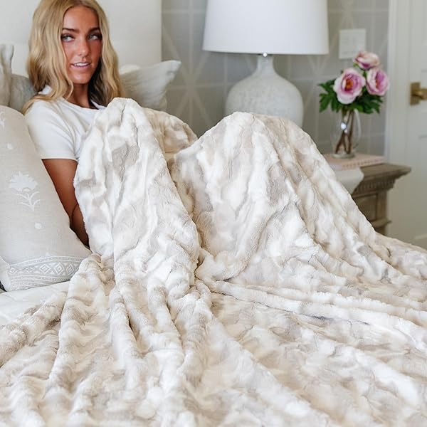 GRACED SOFT LUXURIES Oversized Throw Blanket - Thumbnail 2