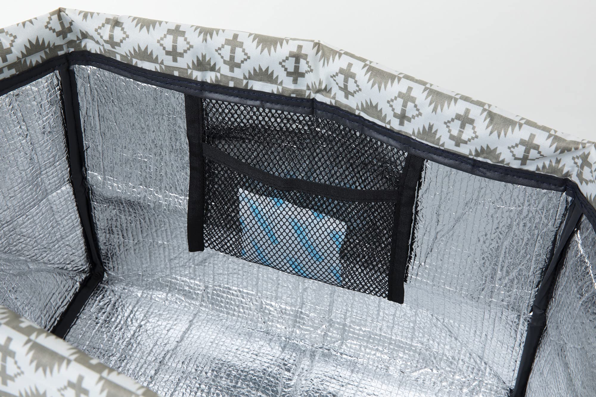 PENDLETON 保冷ができる BIG SHOPPING BAG BOOK NAVY ver.：6/10発売 【ムック本付録】ペンドルトン ショッピングバッグ（ネイビー）保冷剤ポケット付き