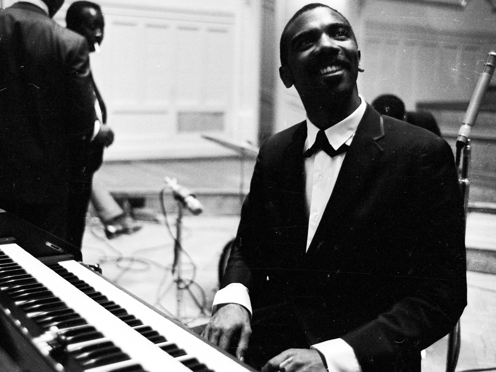Jimmy Smith on Amazon Music