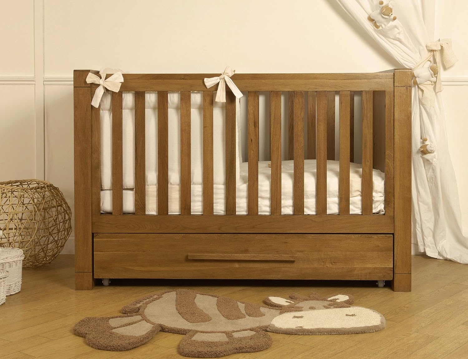 vib moderno cot bed