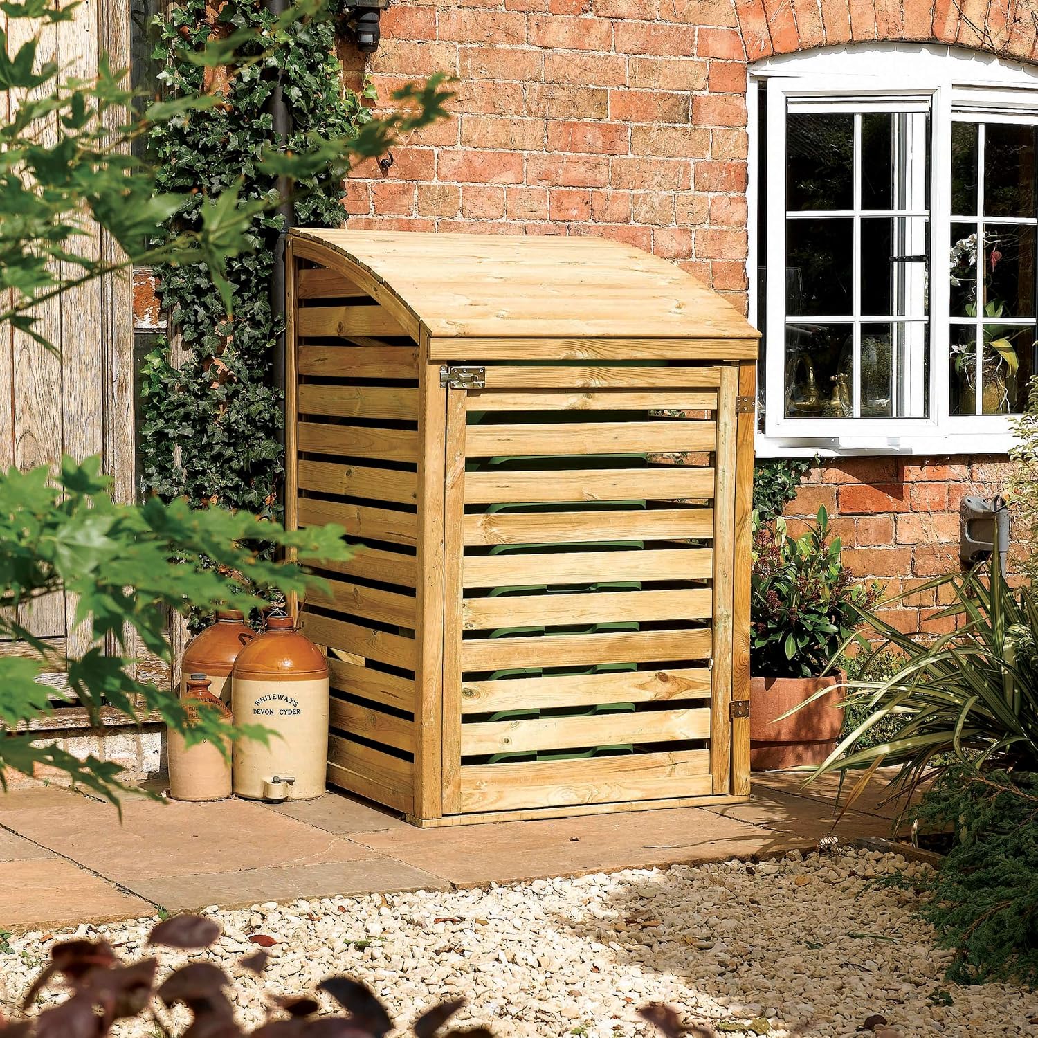 Rowlinson Classic Single Bin Store, Natural timber finish, 1 Wheelie Bin