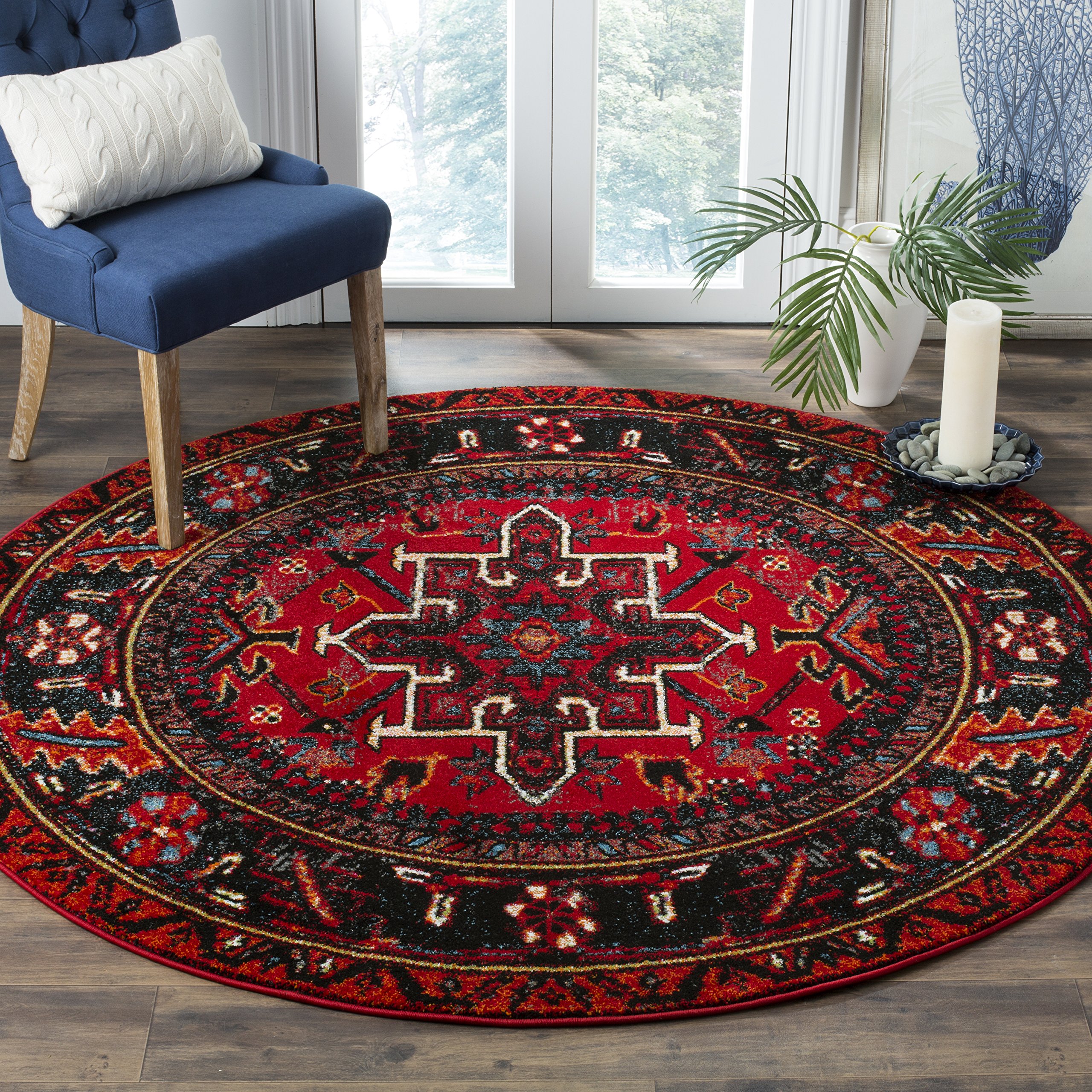 SAFAVIEH Vintage Hamadan Collection 8' Round Red/Multi VTH211A Traditional Oriental Living Room Dining Bedroom Foyer Area Rug Image
