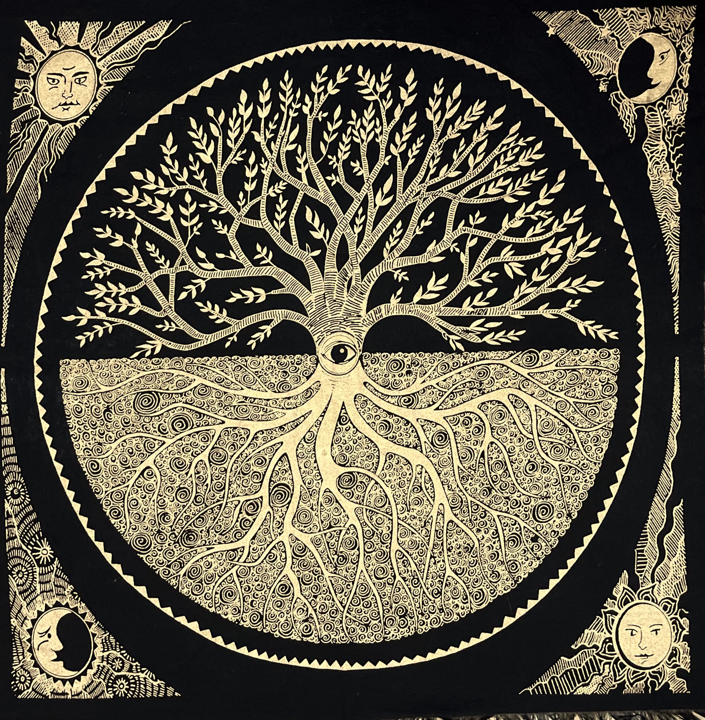 Indian Consigners Altar Cloth Witchraft Witchery Tablecloth Alter Square Table Cover Spiritual Witch TreeTarot Spread — image 1