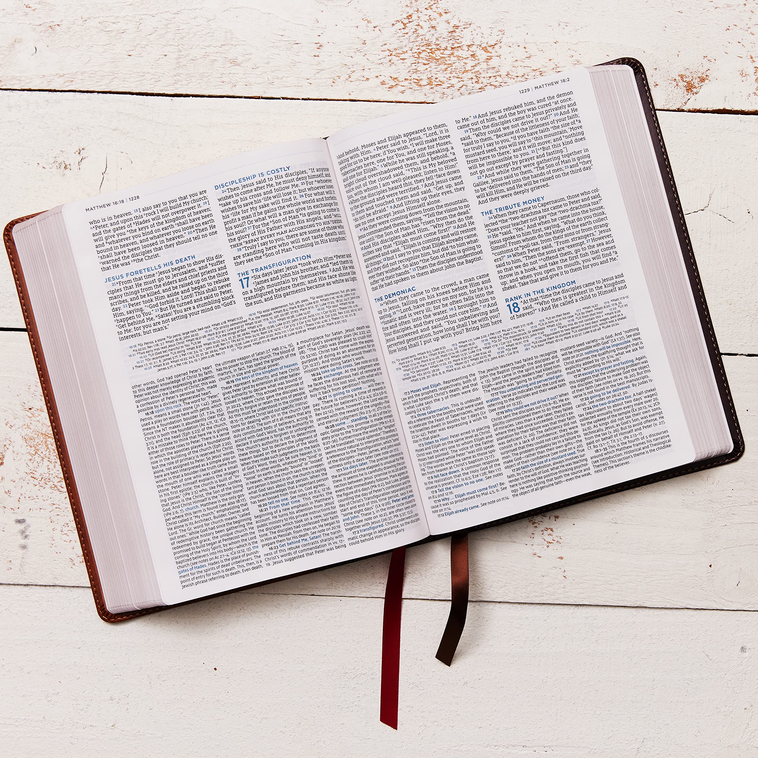 NASB, MacArthur Study Bible, 2nd Edition, Leathersoft, Brown, Comfort Print: Unleashing God's Truth One Verse at a Time NASB, MacArthur Study Bible, 2nd Edition, Leathersoft, Brown, Comfort Print: Unleashing God's Truth One Verse at a Time Imitation Leather Kindle