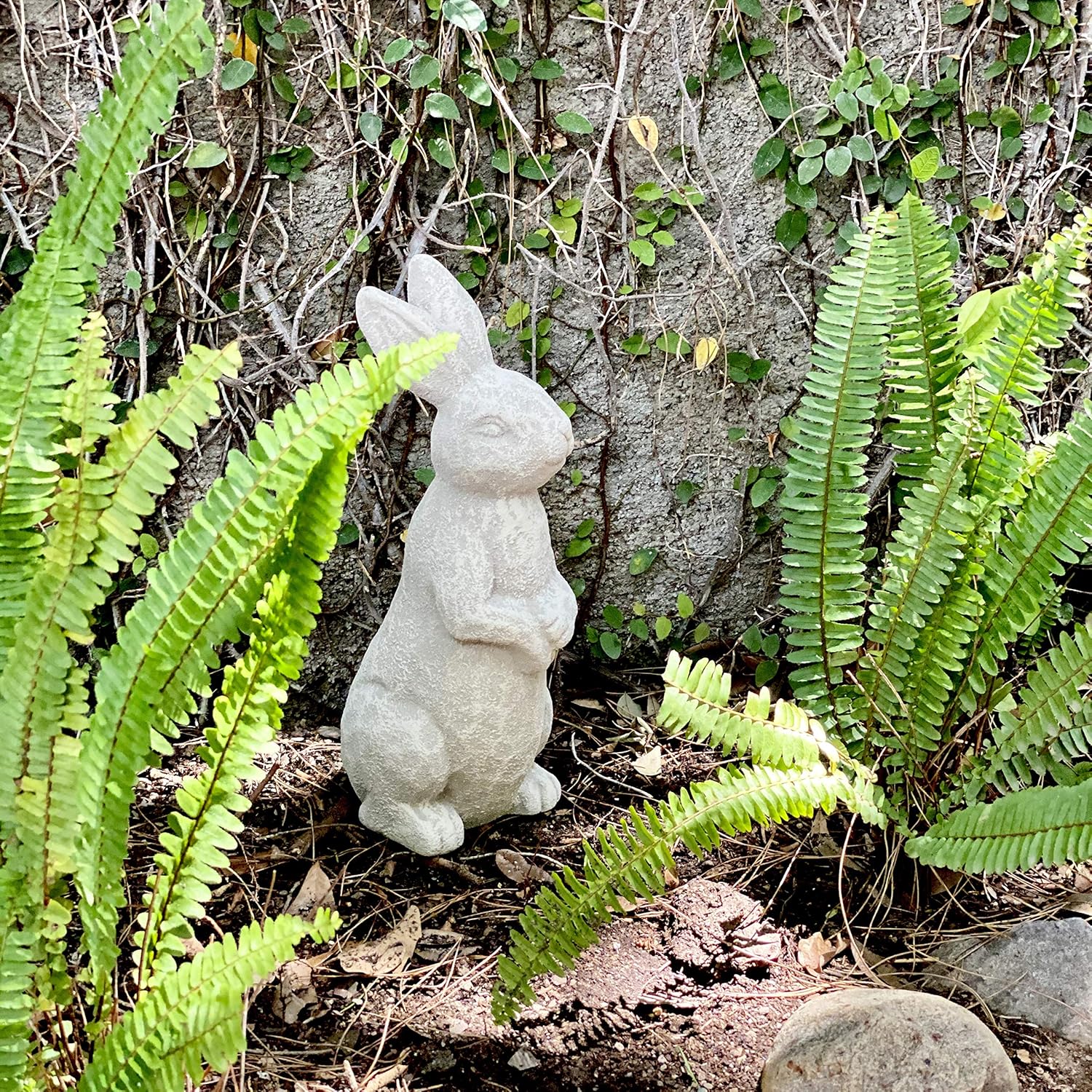 Elly Décor 14 Inch Tall Standing Sculpture for Your Patio & Yard, Outdoor Lawn décor, Cute Ceramic Figurine Garden Rabbit Bunny Statue, White Cantera : Garden & Outdoor