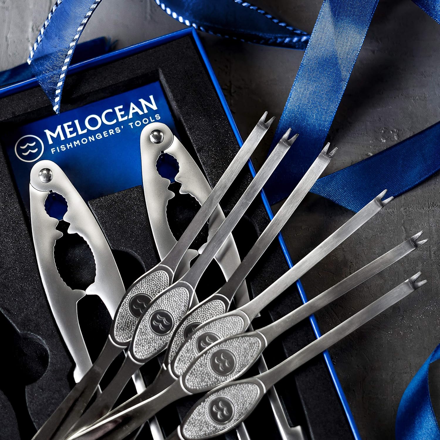 Crab Crackers and Tools Set - Premium 2 Lobster Crackers and 6 Seafood Forks Kit - Professional Seafood Tools Set Crab Leg Crackers and Tools - Nut Crackers for All Nuts Walnut Pecan Cracker and Picks: Kitchen & Dining